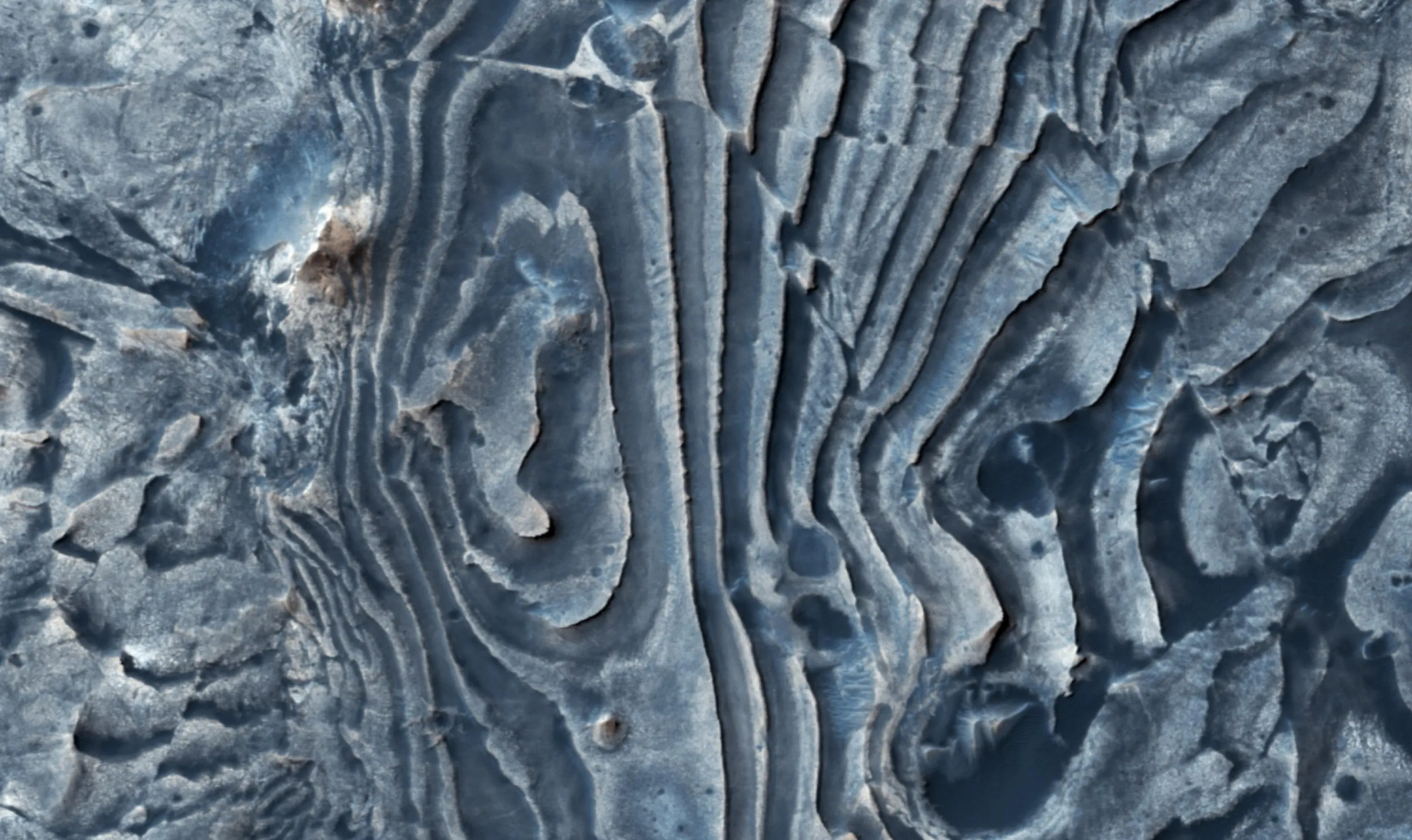 Surface Faults on Mars